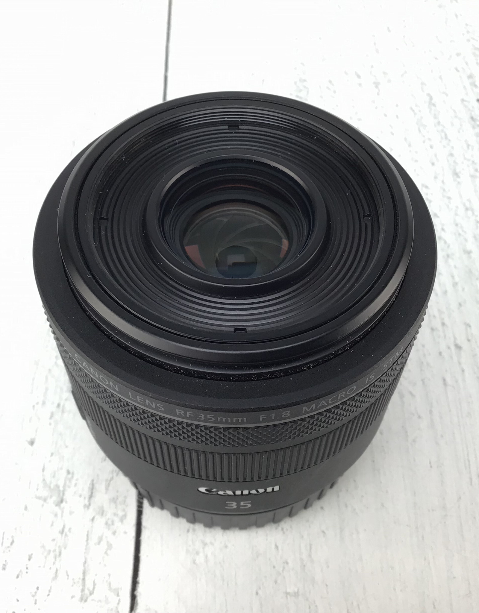CANON Canon RF 35mm f1.8 Macro IS STM Lens Used Good