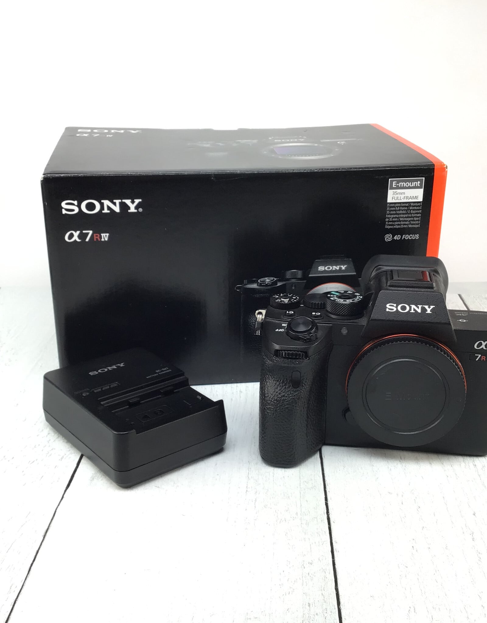 SONY Sony A7R IV Camera Body in Box Used EX