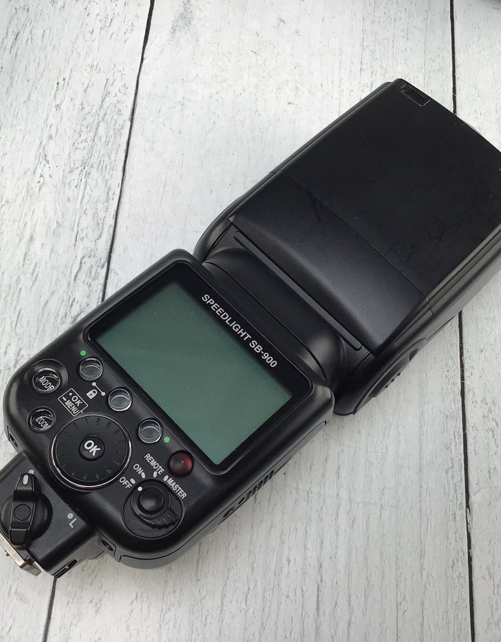 NIKON Nikon SB-900 Speedlight Flash Used Good