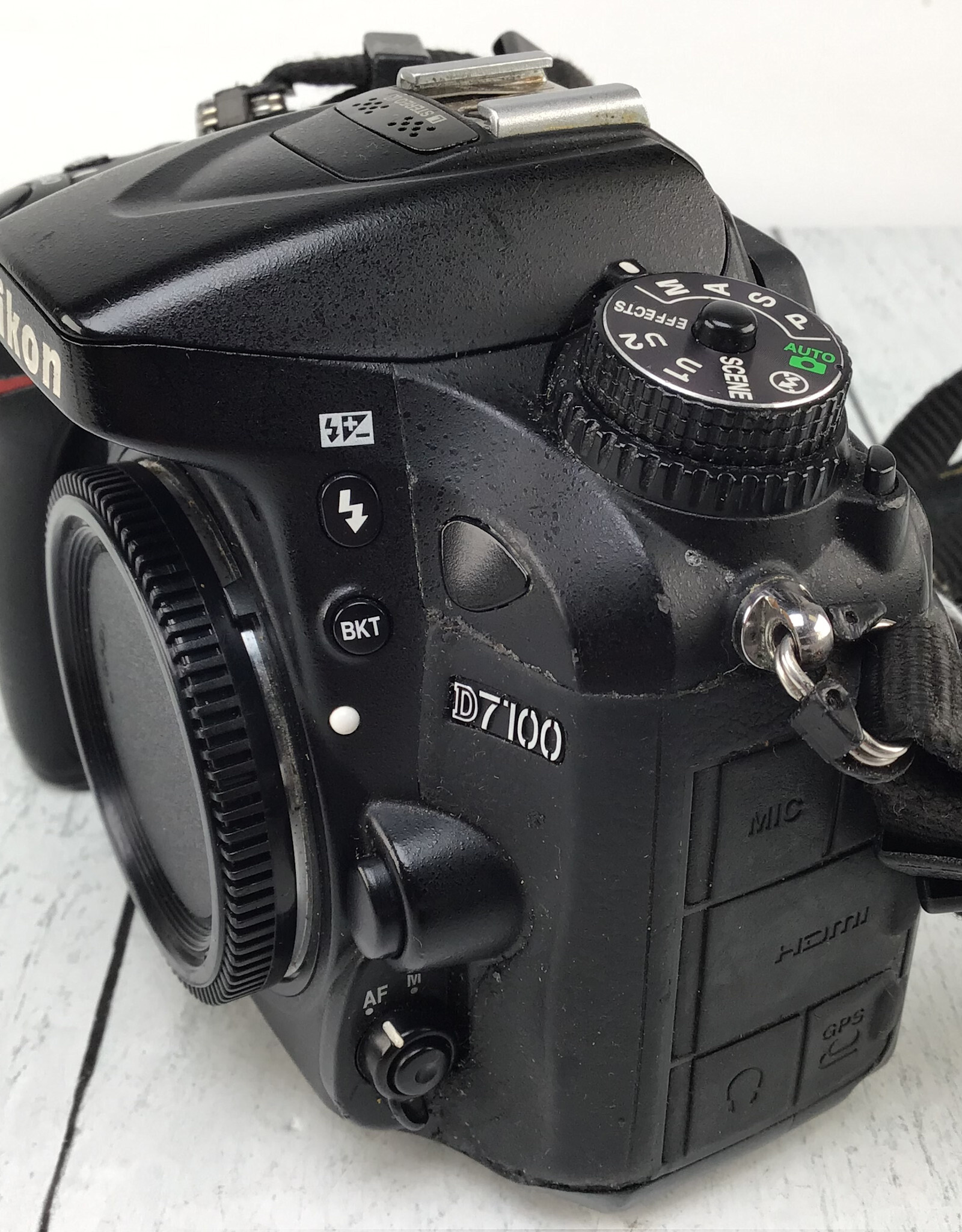 NIKON Nikon D7100 Camera Body Used BGN