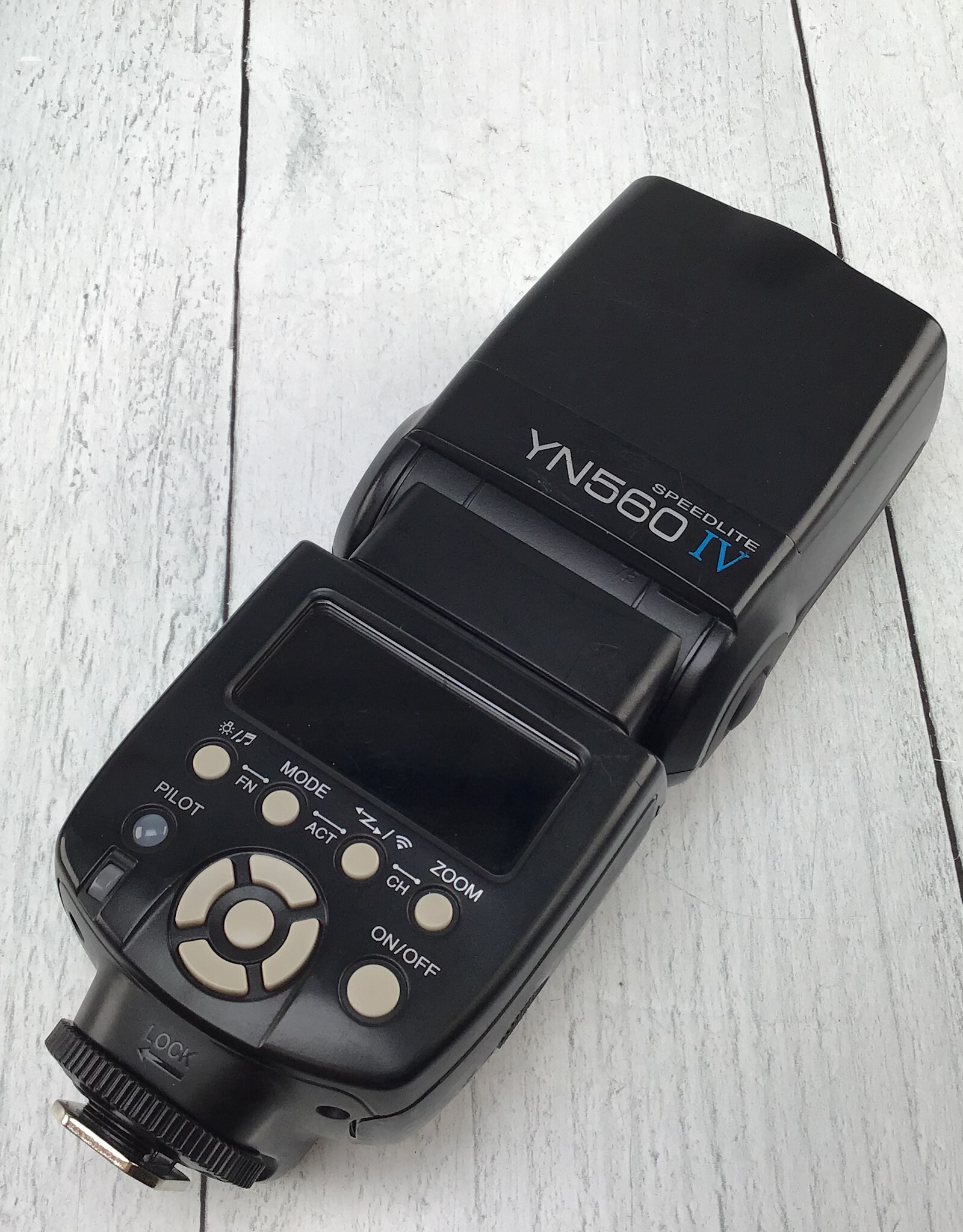 YONGNUO Yongnuo Speedlite YN560 IV Flash Used Good