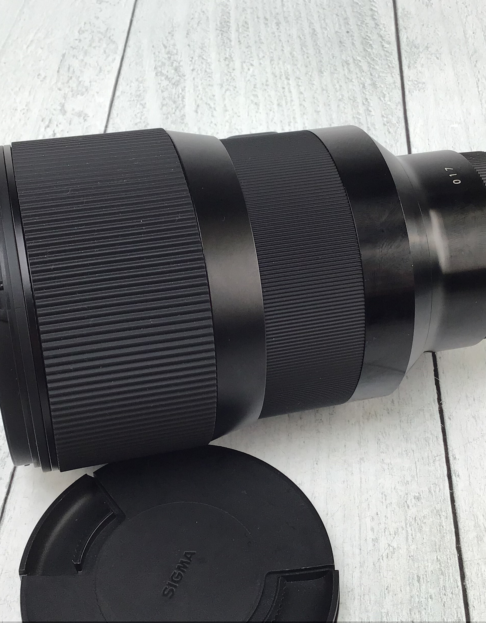 SIGMA Sigma Art 135mm f1.8 DG Lens for Nikon Used Good