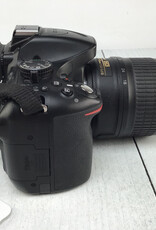 NIKON Nikon D5200 Camera w/ 18-55mm Used Good