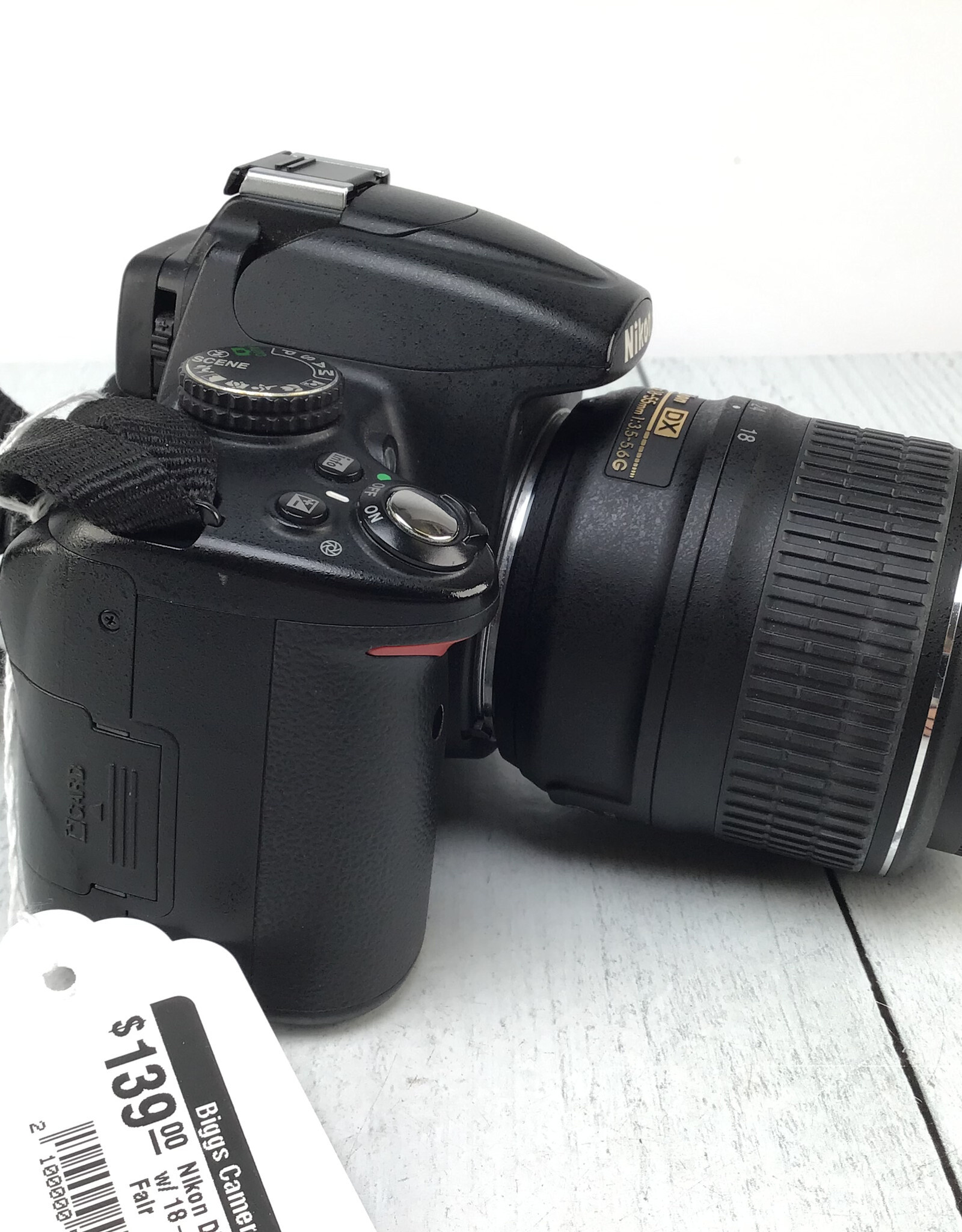 NIKON Nikon D5000 Camera w/ 18-55mm Used Fair