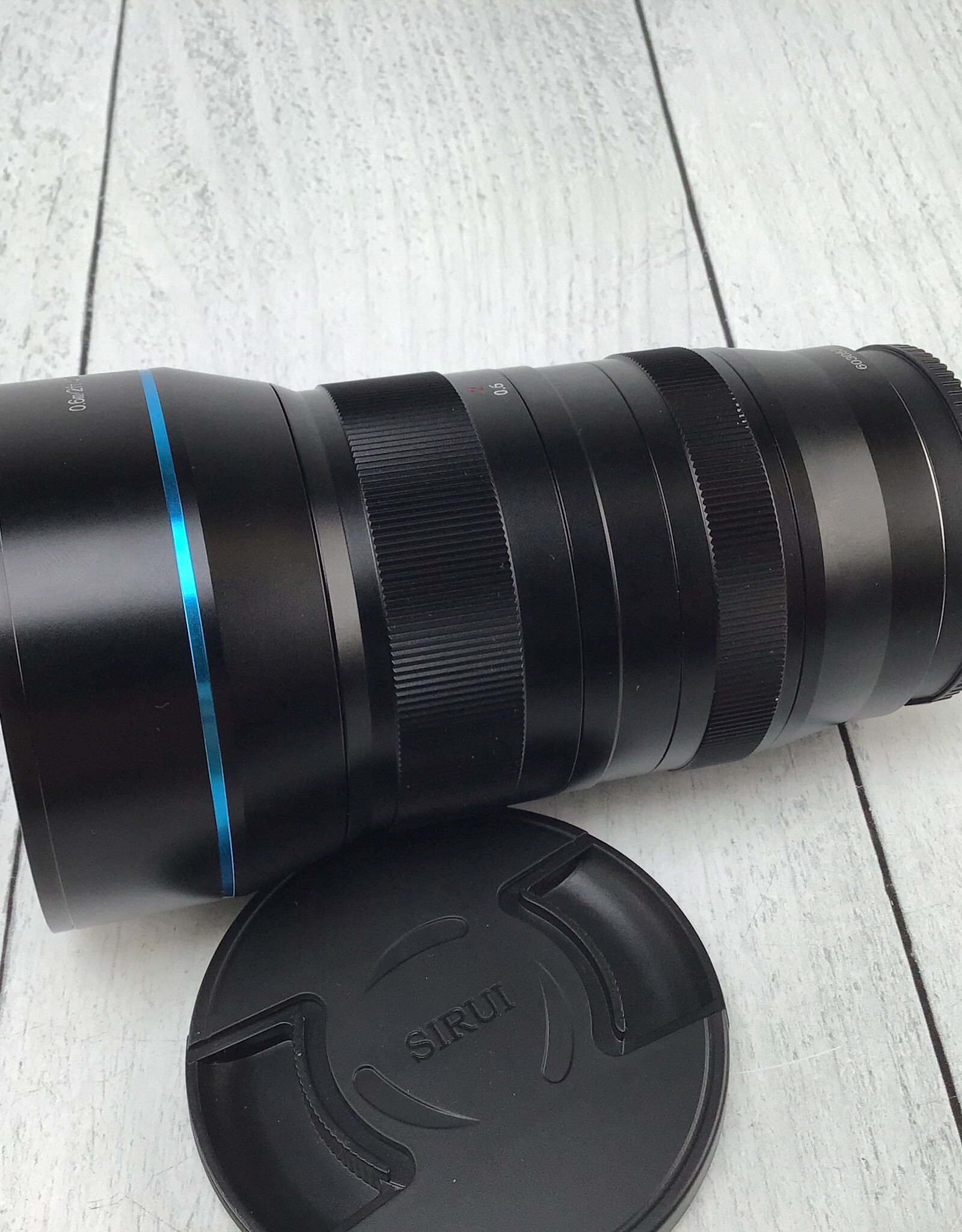 Sirui Ananmorphic 1.33X 24mm f2.8 Lens Used Good