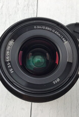 SONY Sony FE 28-70mm f3.5-5.6 OSS Lens Used Good
