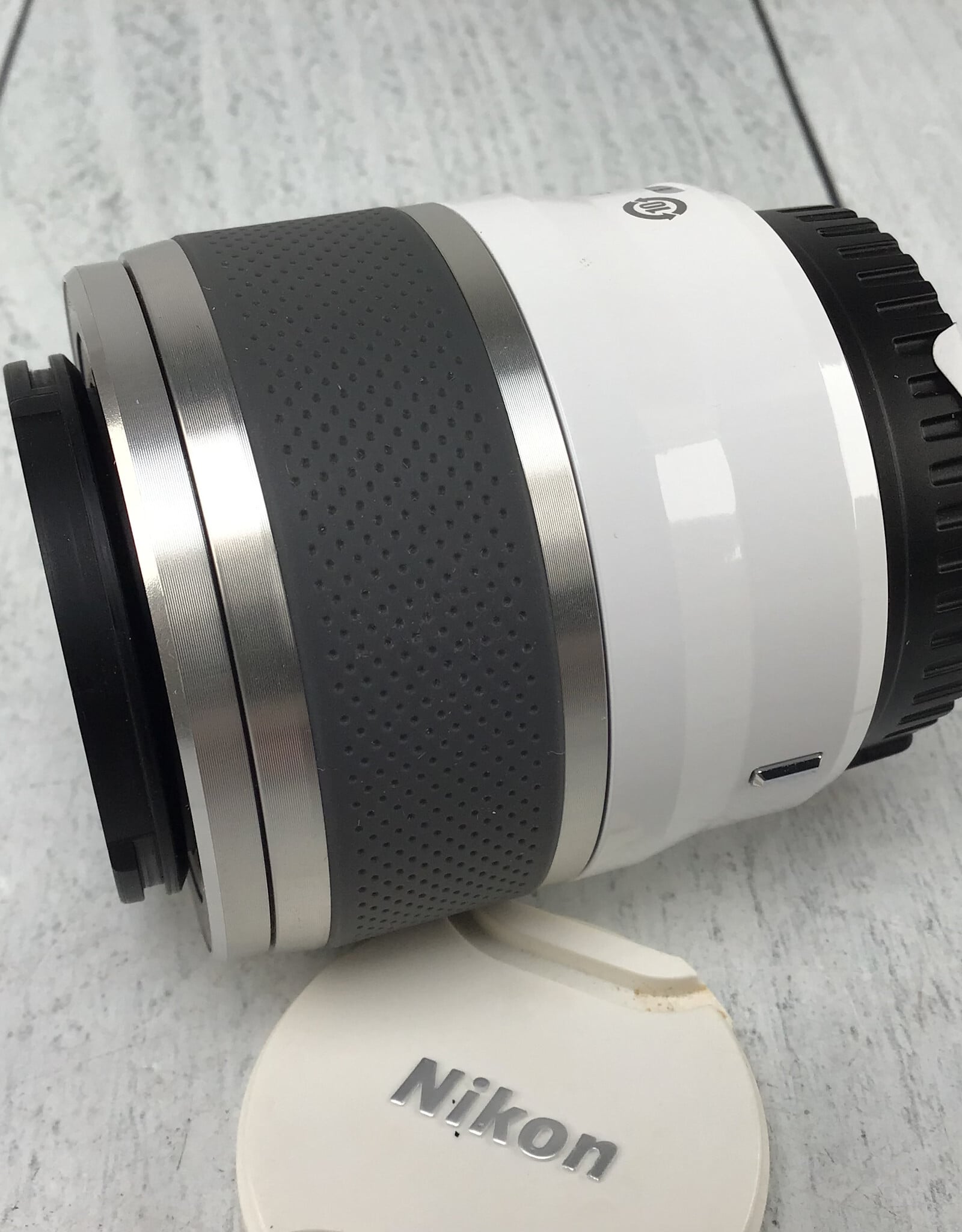 NIKON Nikon 1 30-110mm f3.8-5.6 VR White Lens Used Good