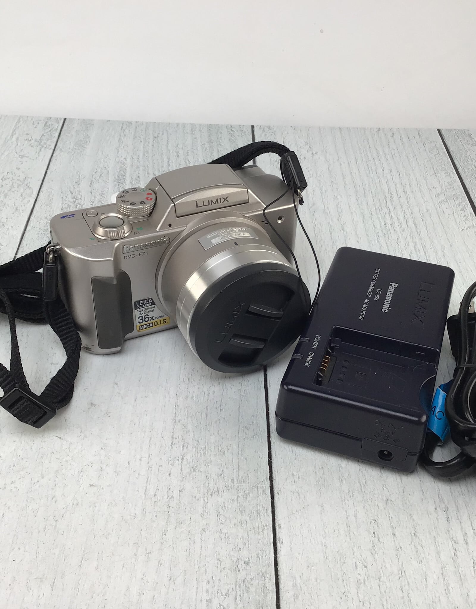 PANASONIC Panasonic DMC-FZ1 Used Good