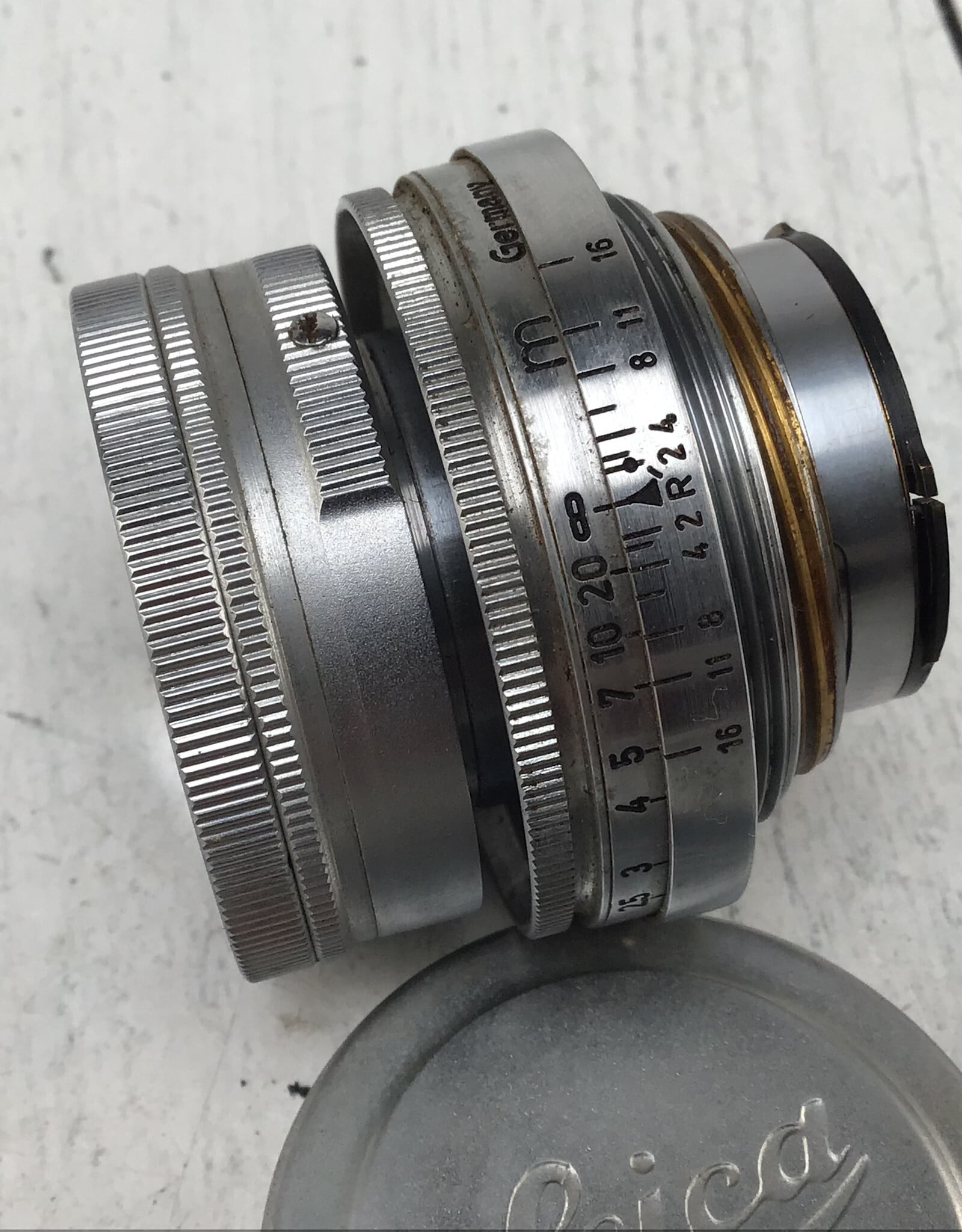Leica Leica Summitar 50mm f2 Screw Mount Lens Used As Is