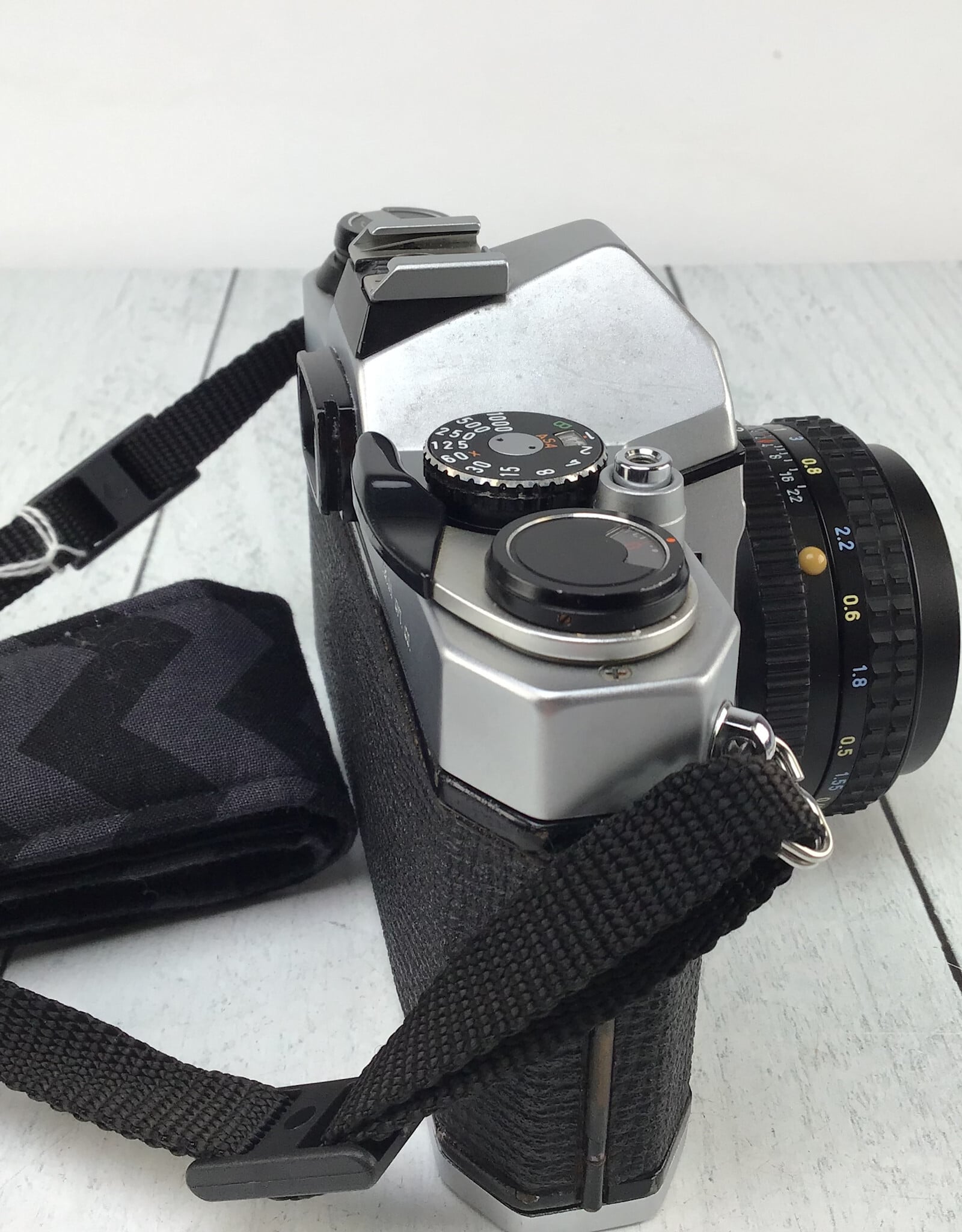NIKON Pentax K1000 Camera w/ 50mm f2 Used Good