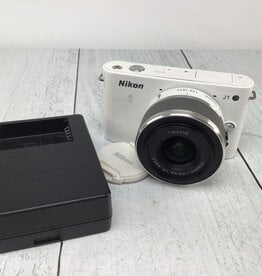NIKON Nikon J1 White Camera w/10-30mm Used Good