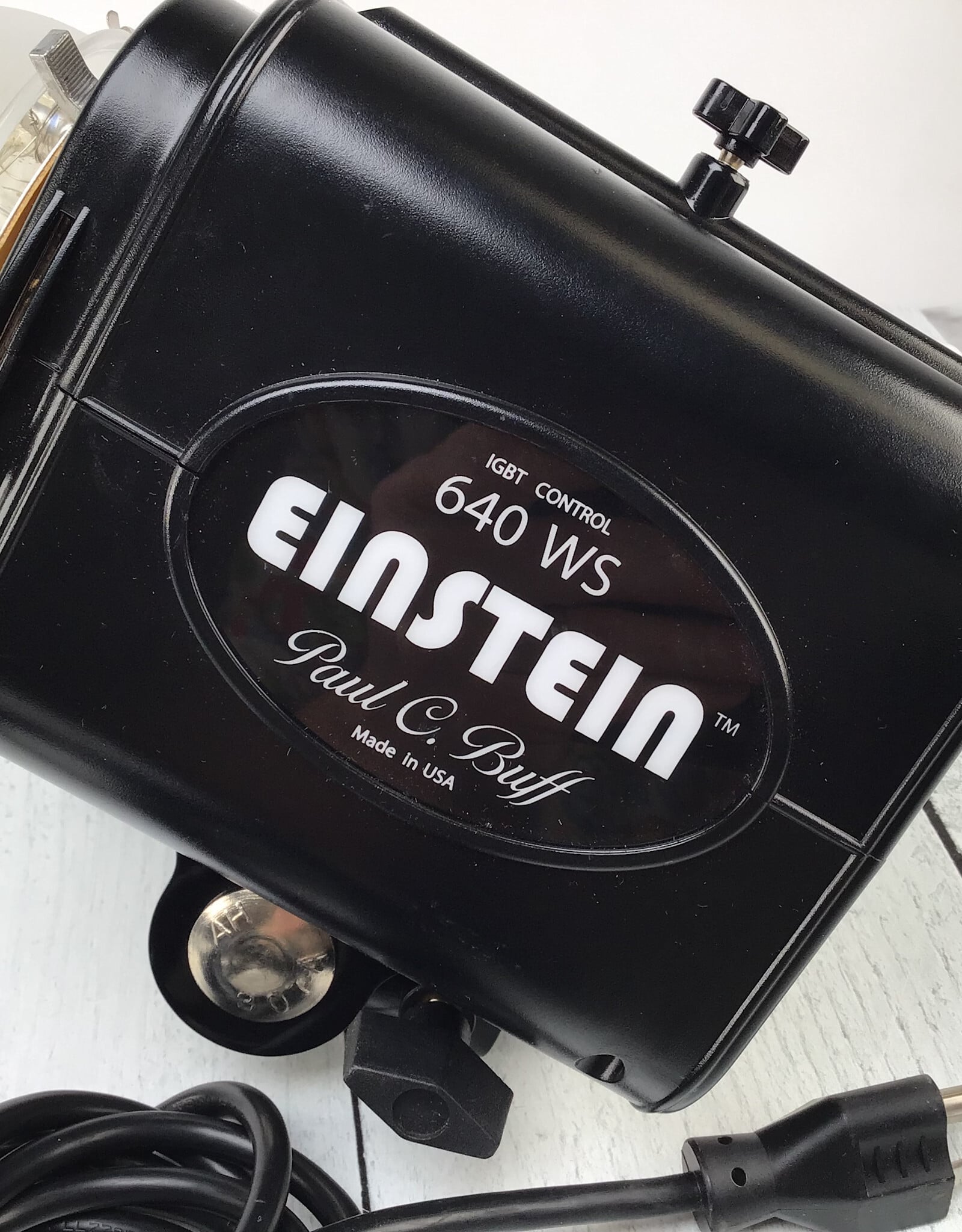 Paul C. Buff Paul C. Buff Einstein 640 WS Flash Used Good