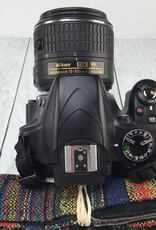 NIKON Nikon D3300 Camera w/ 18-55mm VR Used Good