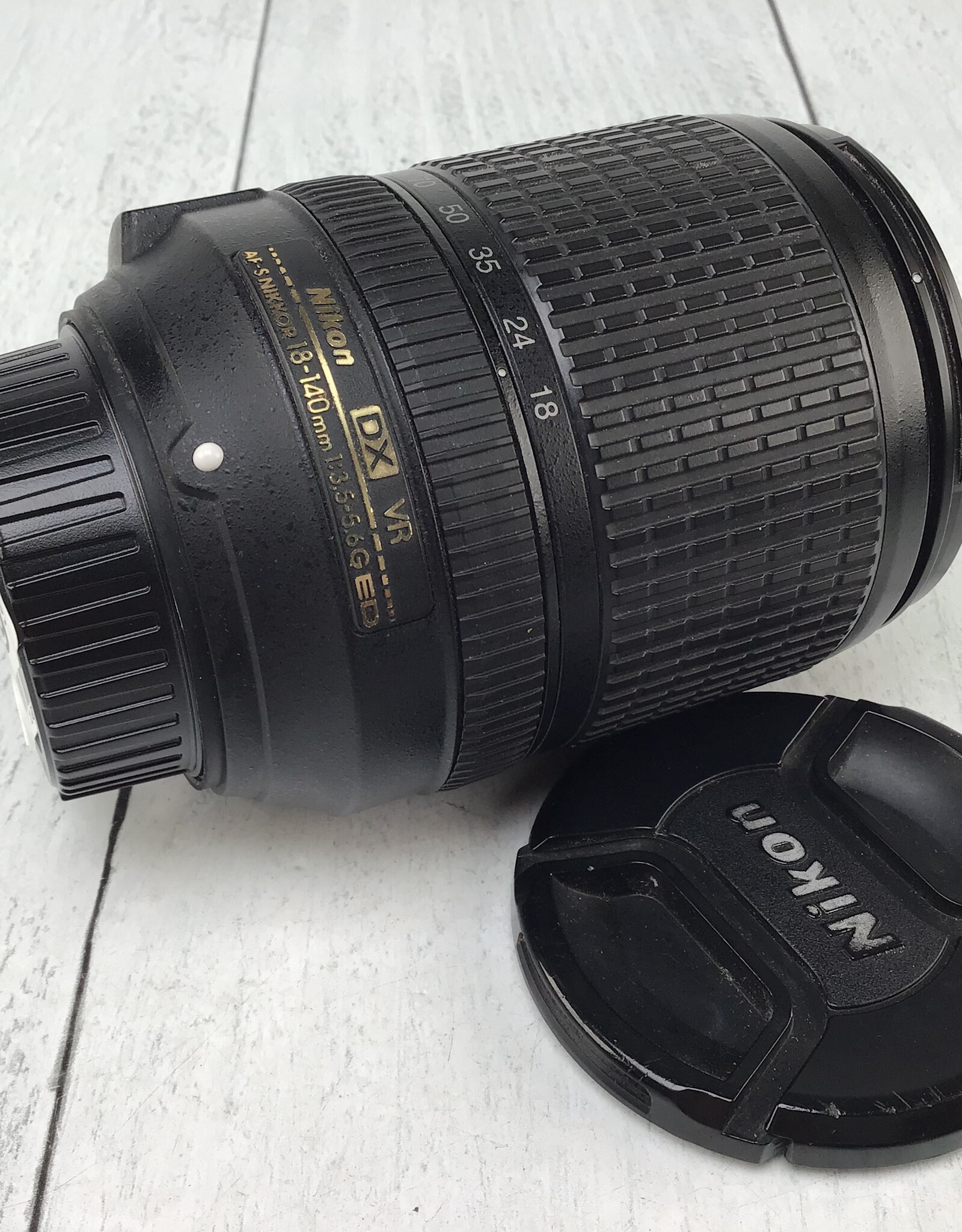 NIKON Nikon AF-S Nikkor 18-140mm f3.5-5.6 G VR Lens USed Good