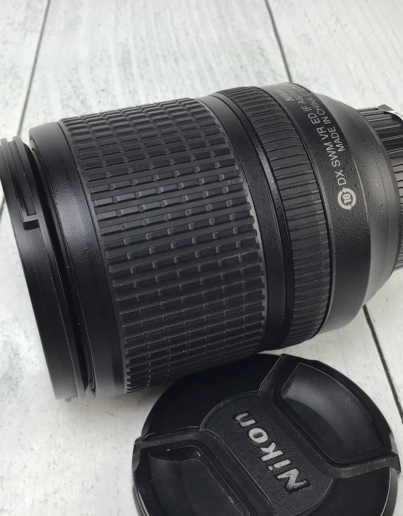 NIKON Nikon AF-S Nikkor 18-140mm f3.5-5.6 G VR Lens USed Good