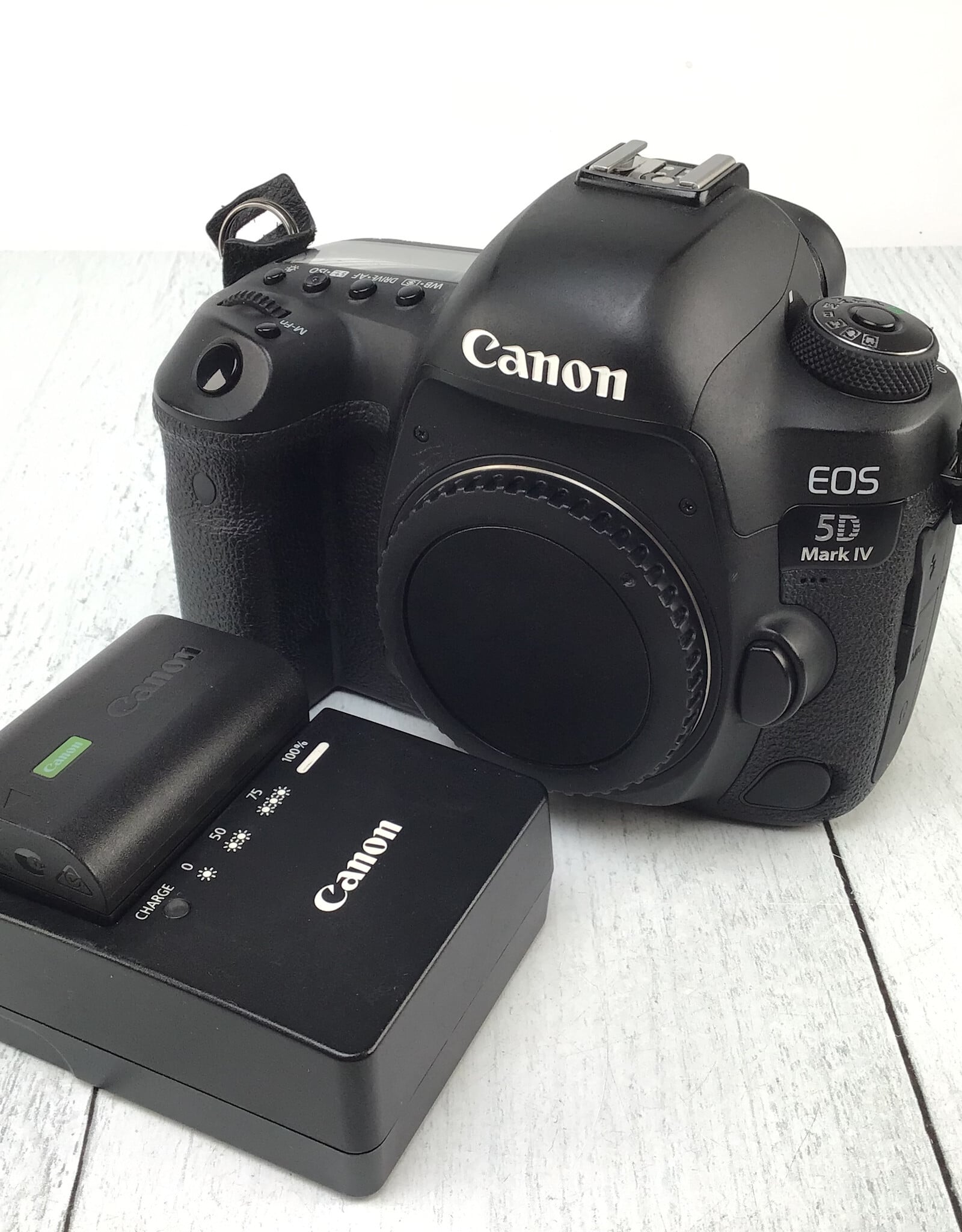 CANON Canon EOS 5D Mark IV Camera Body Used Good