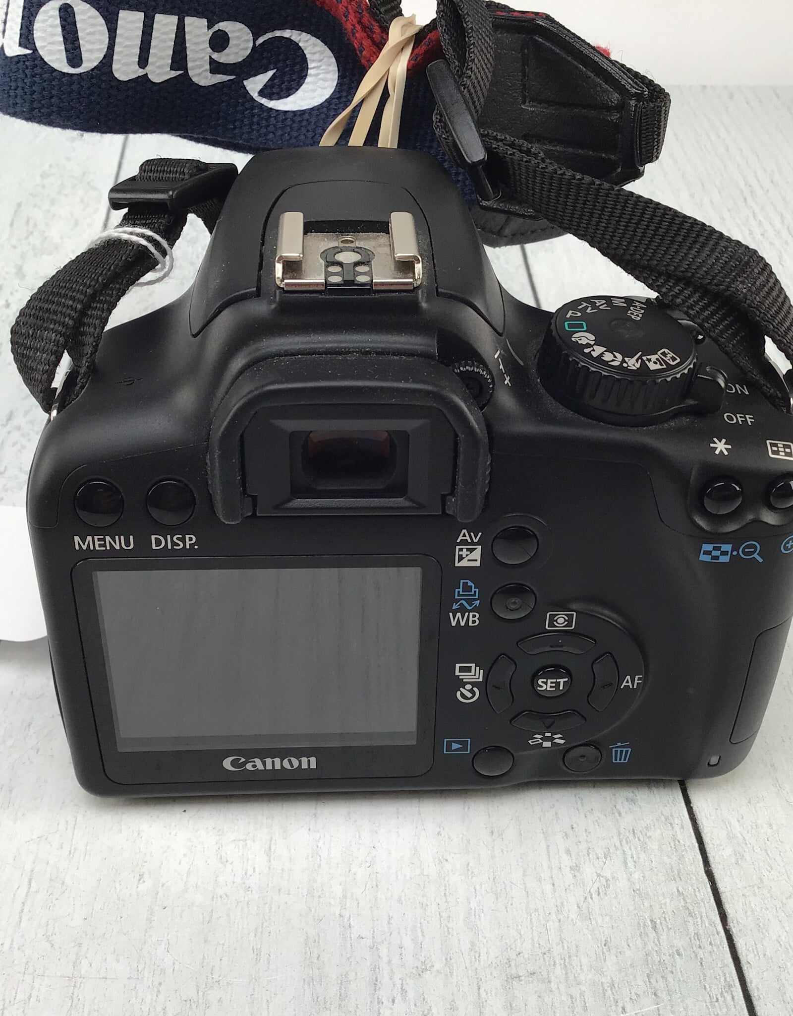 CANON Canon EOS Rebel XS Camera w/ 18-55mm IS Used Good