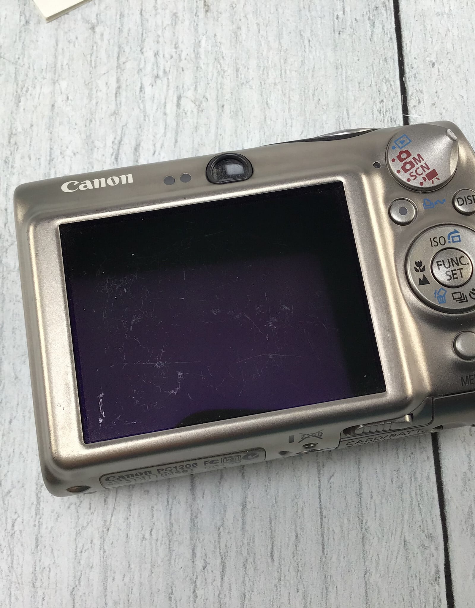 CANON Canon PowerShot SD900 Elph Camera in Box Used Good