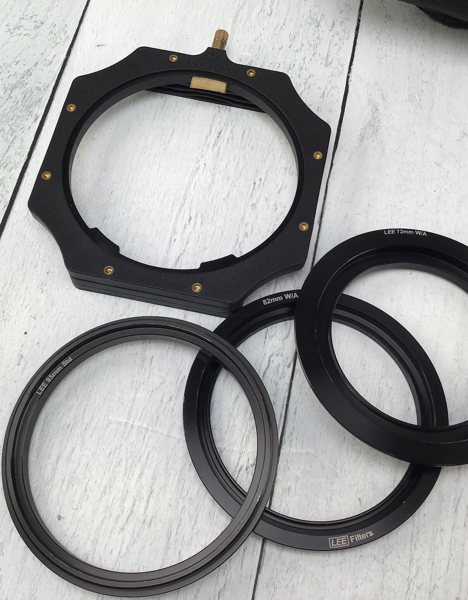 Lee Filters Lee England Filter Kit w/ Firecrest 16, ND 0.9 Grad, Prostop Used Good