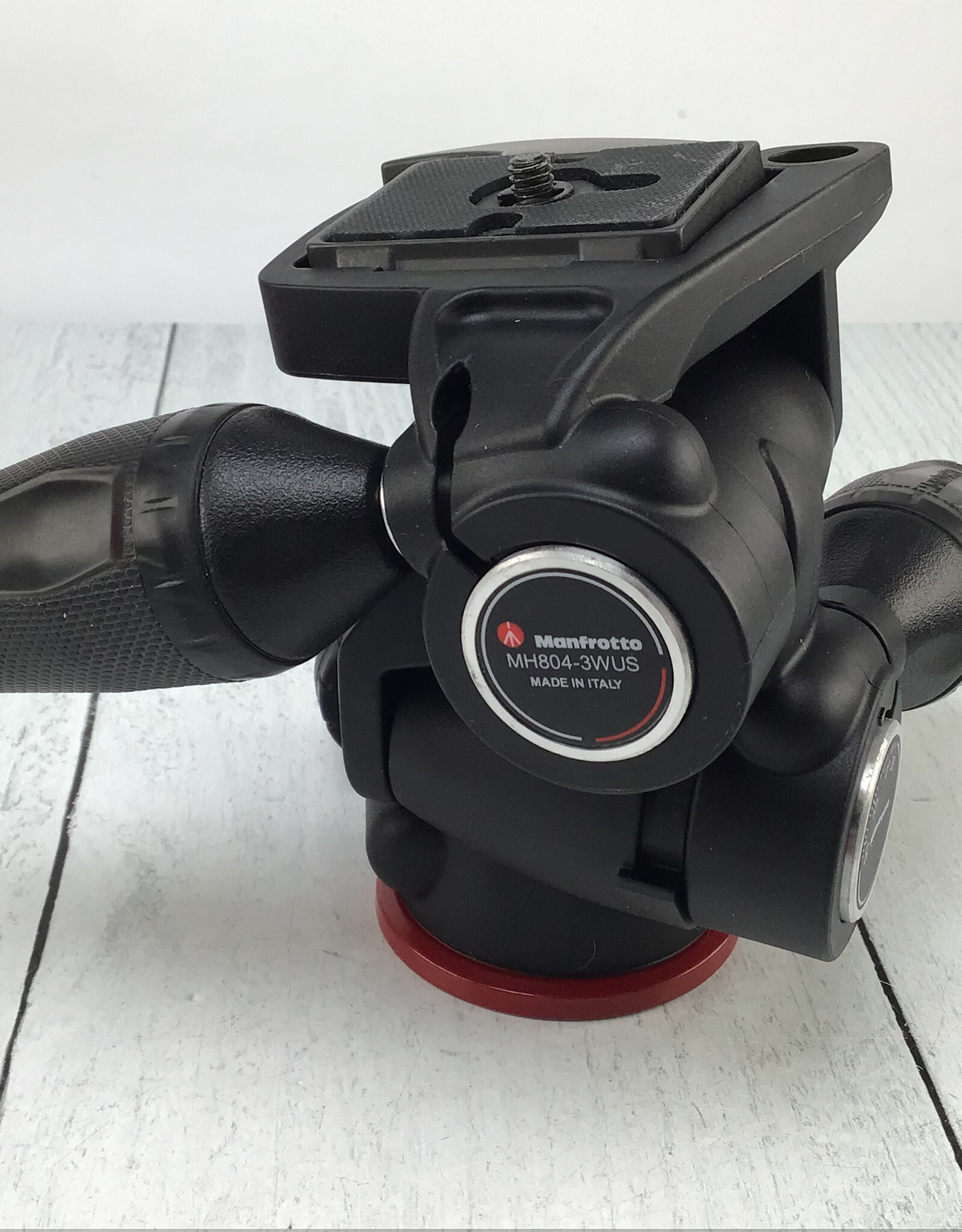 MANFROTTO Manfrotto MH-804 3WUS Tripod Head in Box Used Good