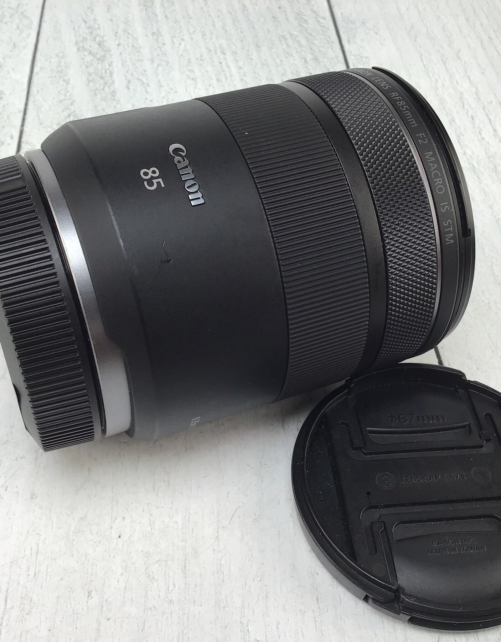 CANON Canon RF 85mm f2 Macro IS STM Lens Used Good