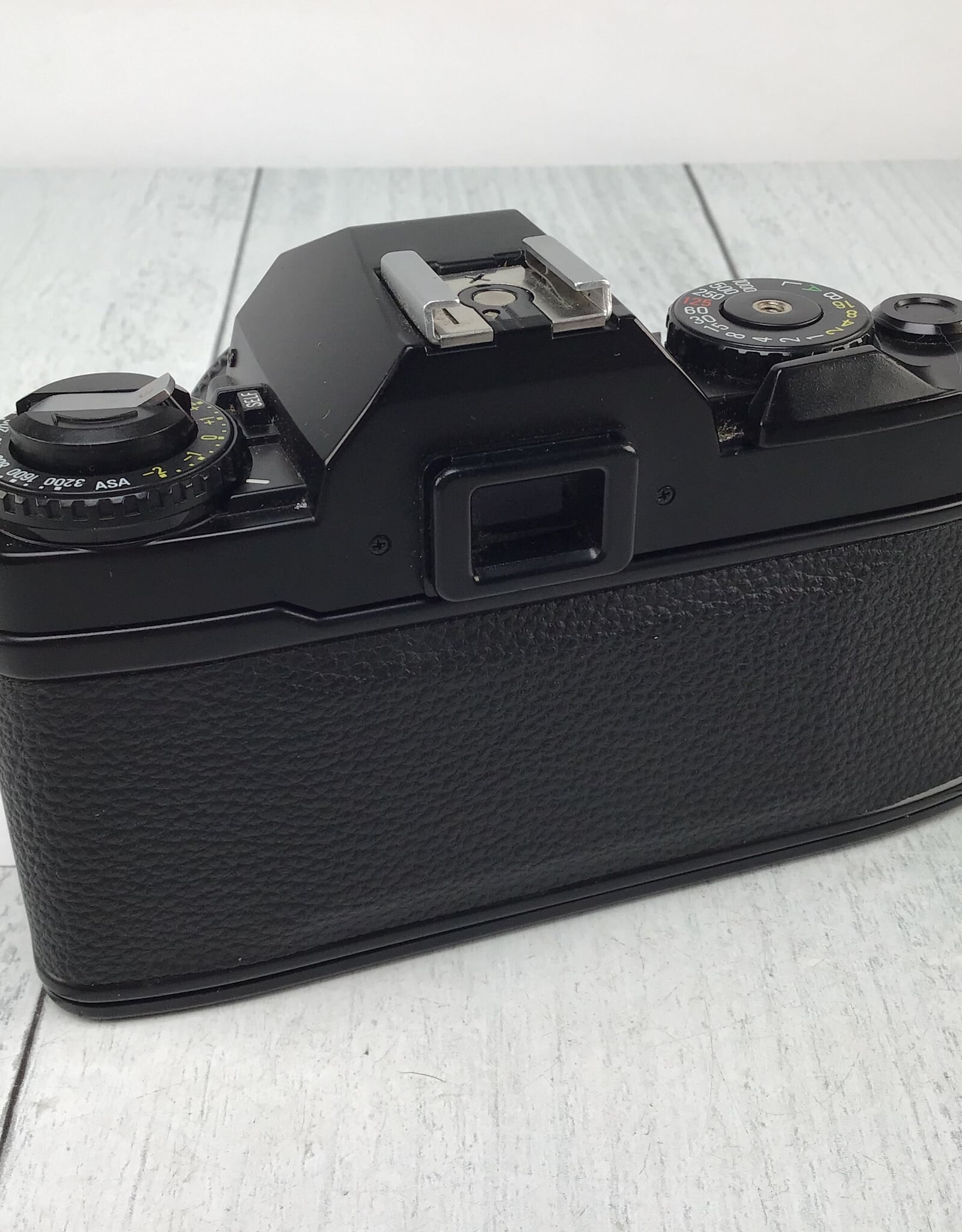 Ricoh Ricoh KR-10 Super Camera w/ 50mm f2 Used Fair