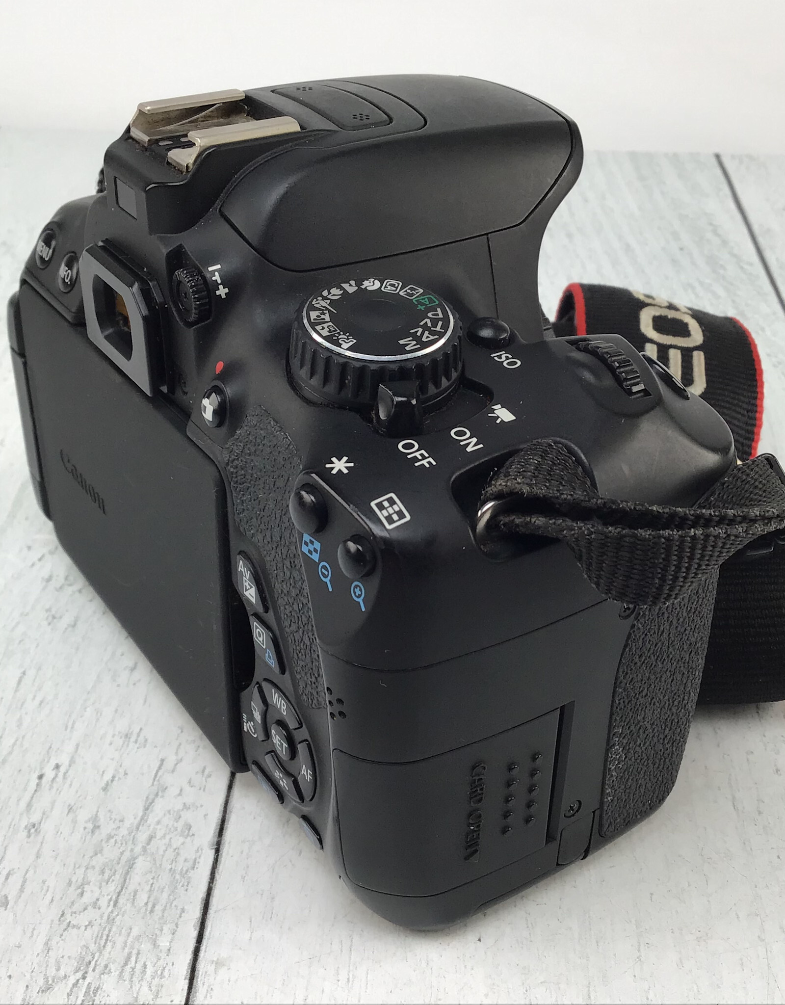 CANON Canon EOS Rebel T4i Camera Body No Charger Used Fair