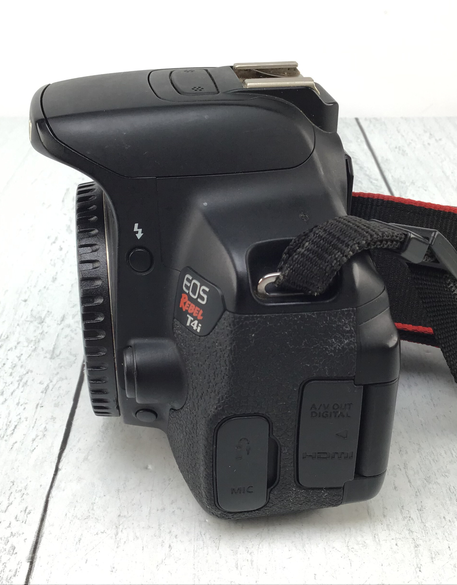 CANON Canon EOS Rebel T4i Camera Body No Charger Used Fair