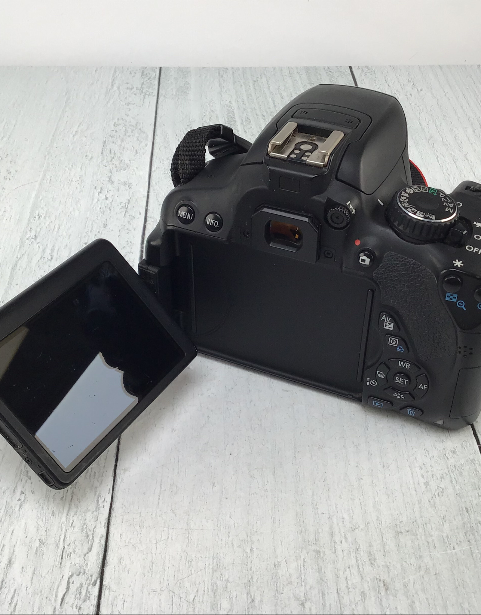 CANON Canon EOS Rebel T4i Camera Body No Charger Used Fair