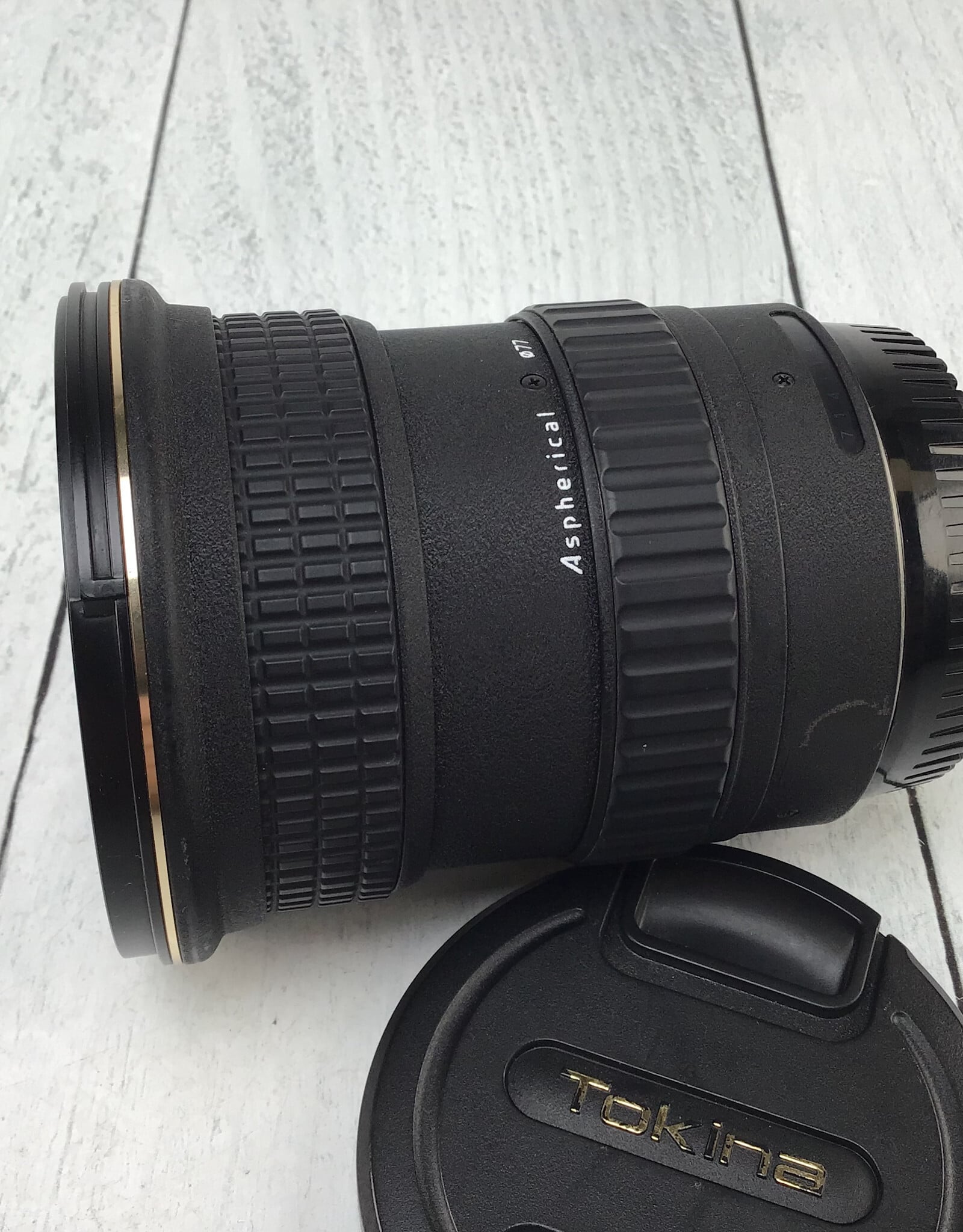 CANON Tokina AT-X Pro SD 12-24mm f4 DX Lens Used Good
