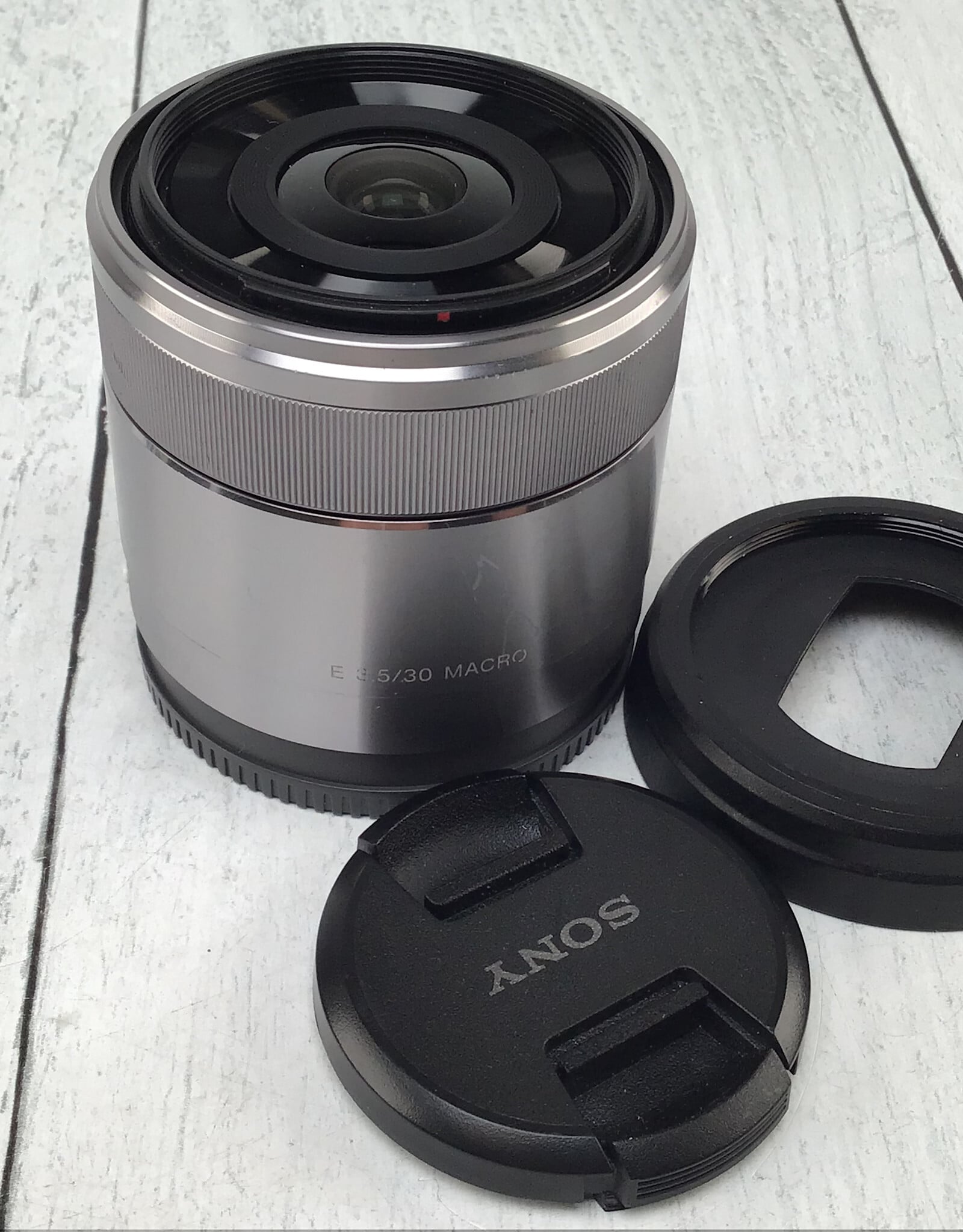 SONY Sony E 30mm f3.5 Macro Lens Used Good