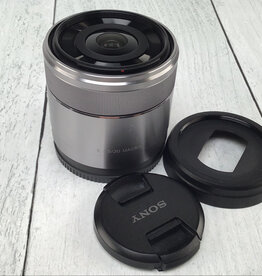 SONY Sony E 30mm f3.5 Macro Lens Used Good