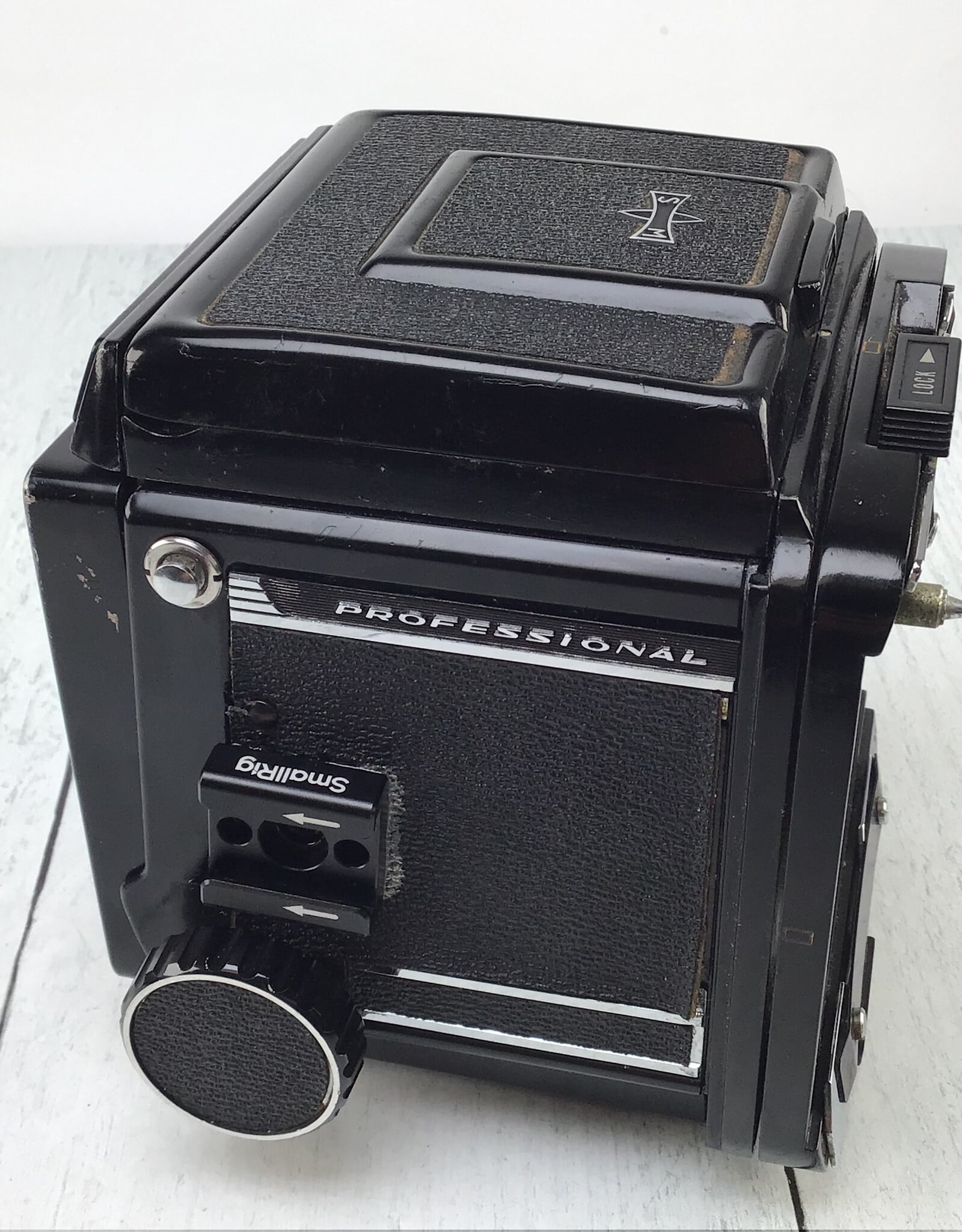 MAMIYA Mamiya RB67 Camera Body w/ Waist Level Finder Used Good