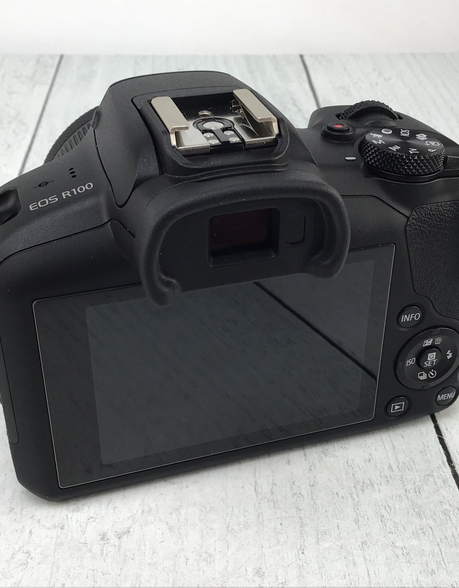 CANON Canon EOS R100 Camera w/ 18-45mm Used Good