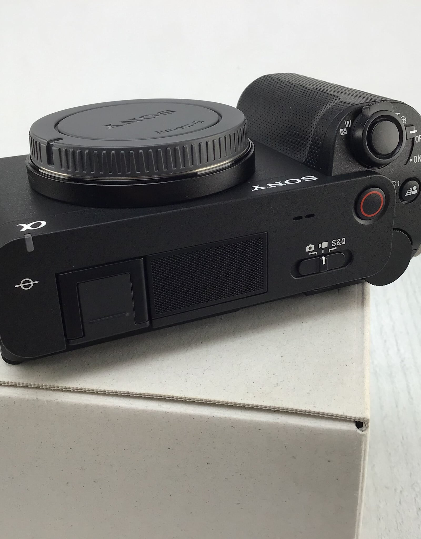 SONY Sony ZV-E1 Camera Body Black in Box Used EX