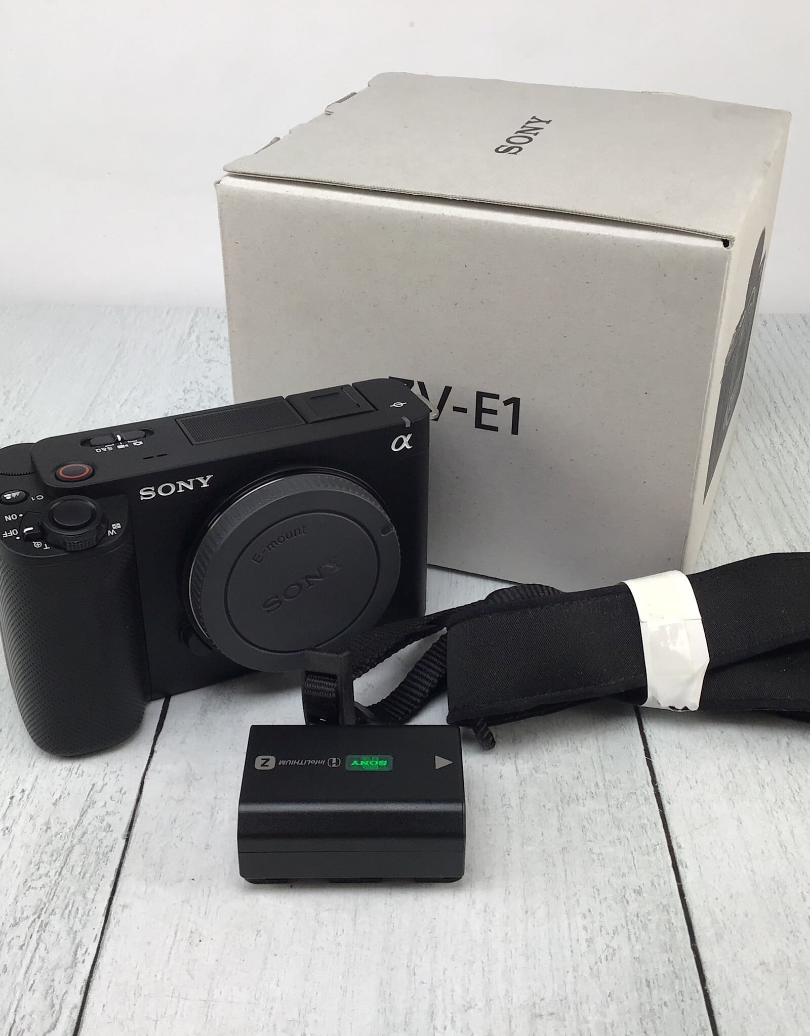 SONY Sony ZV-E1 Camera Body Black in Box Used EX