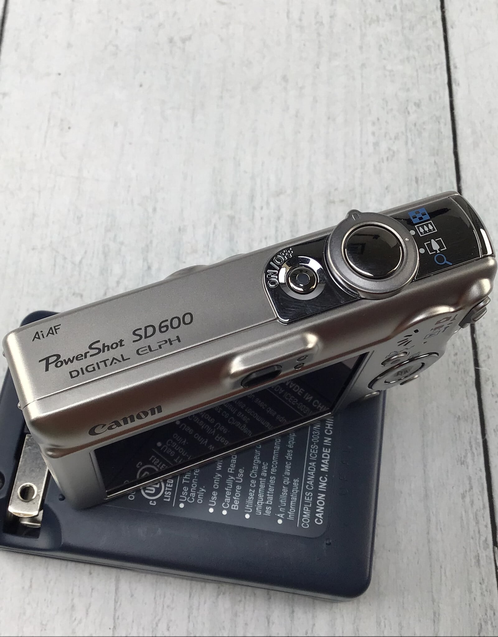 CANON Canon PowerShot SD600 Camera Used Good