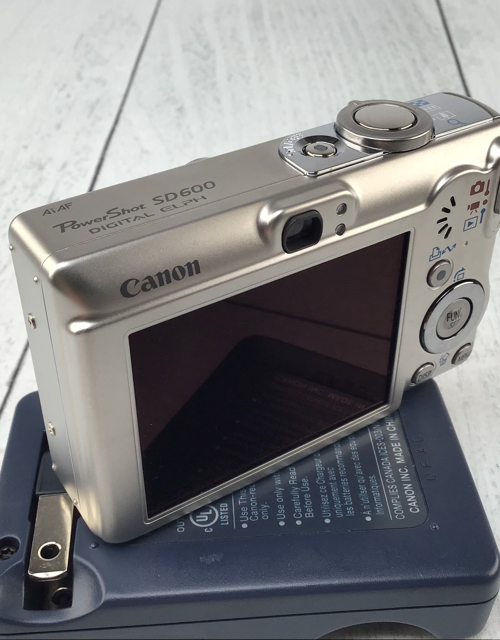 CANON Canon PowerShot SD600 Camera Used Good
