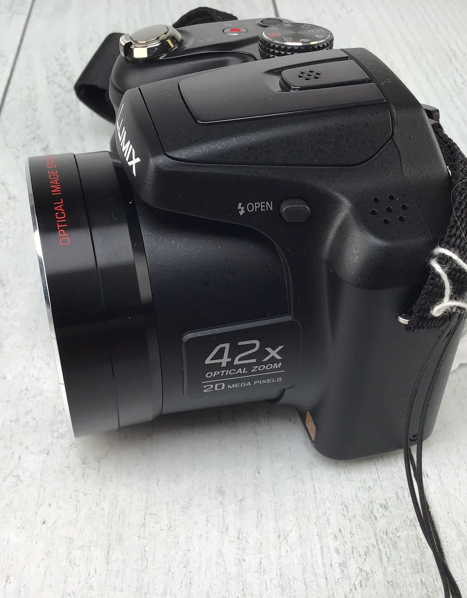 PANASONIC Panasonic Lumix DMC-LZ40 Camera Used Good