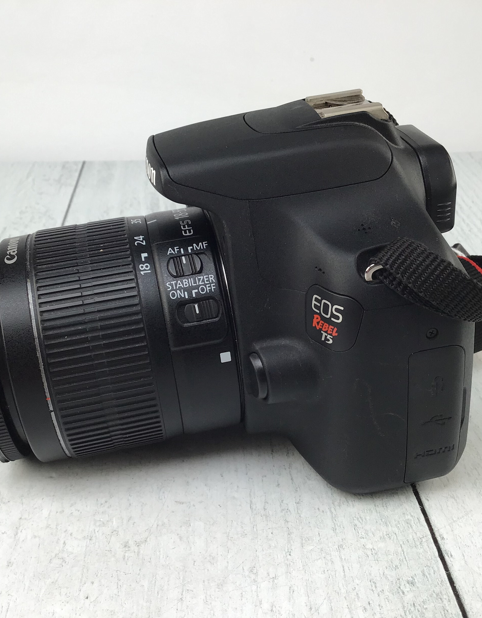 CANON Canon Rebel T5 Camera w/ 18-55mm IS Used Good
