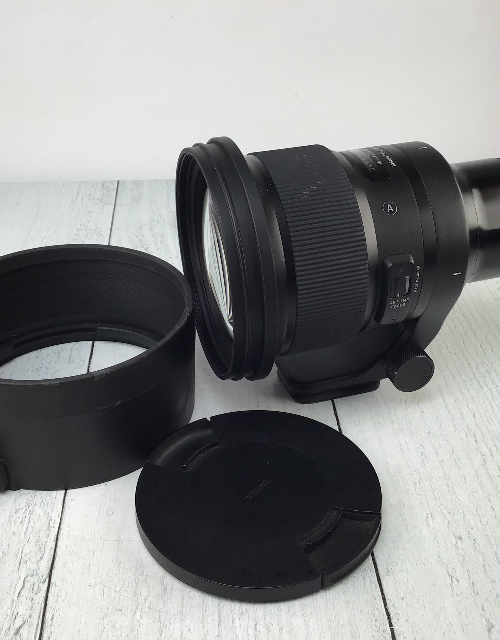 SIGMA Sigma 105mm f1.4 DG E Mount Lens Used Good