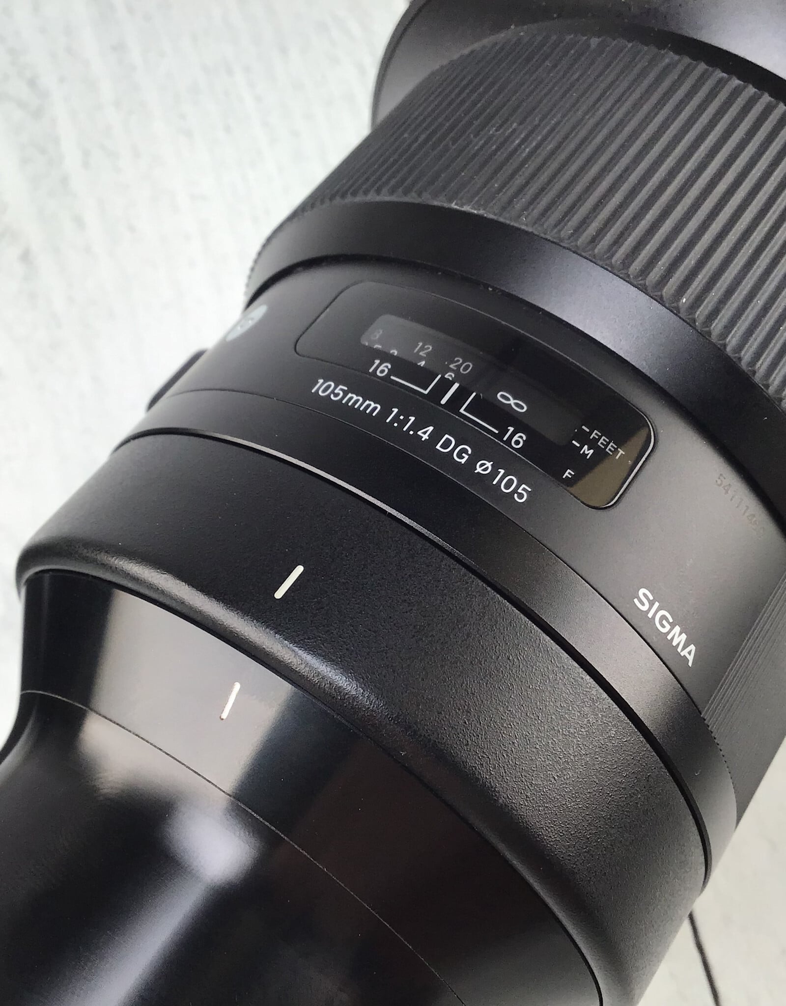 SIGMA Sigma 105mm f1.4 DG E Mount Lens Used Good
