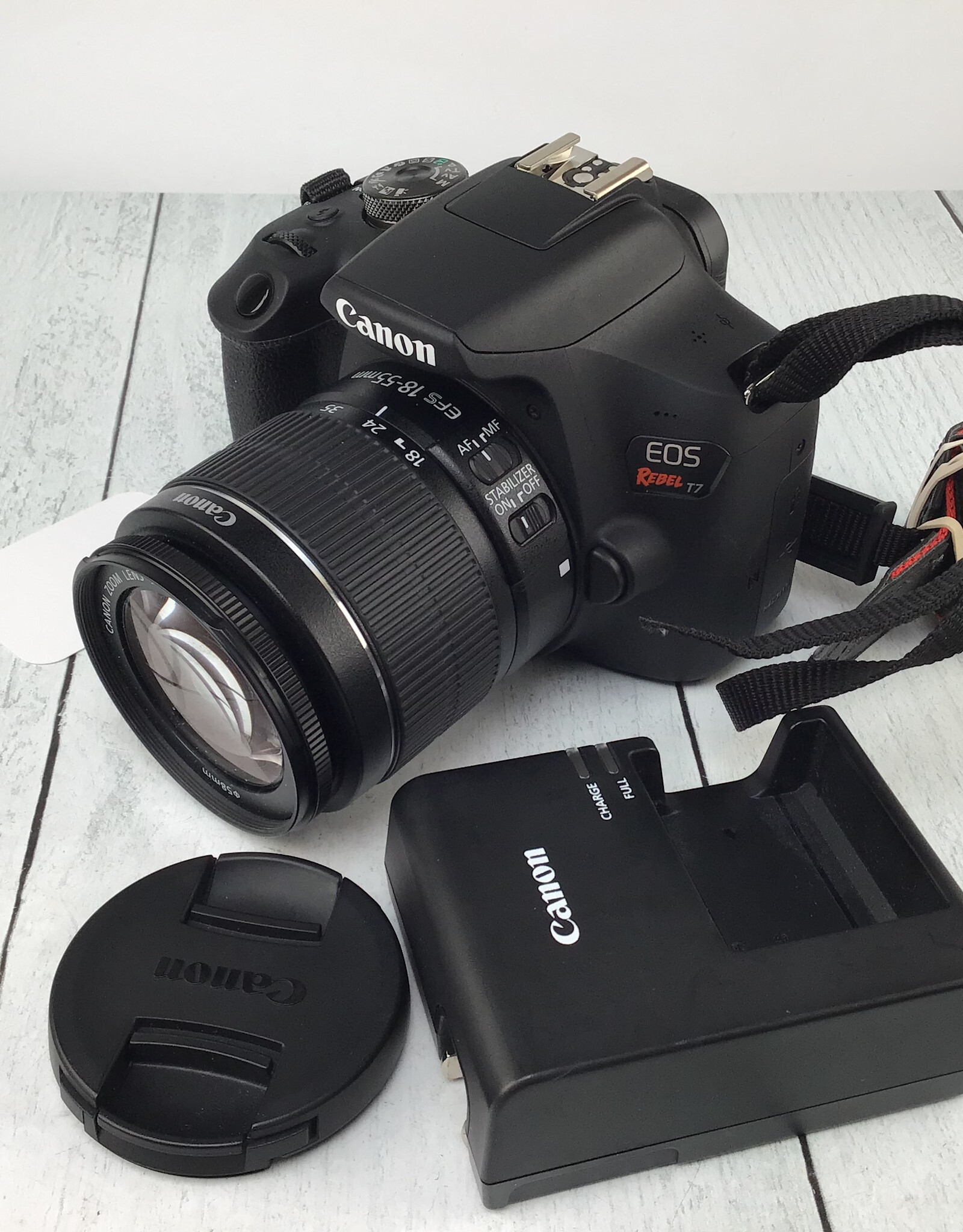 CANON Canon Rebel T7 Camera w/18-55 Used EX