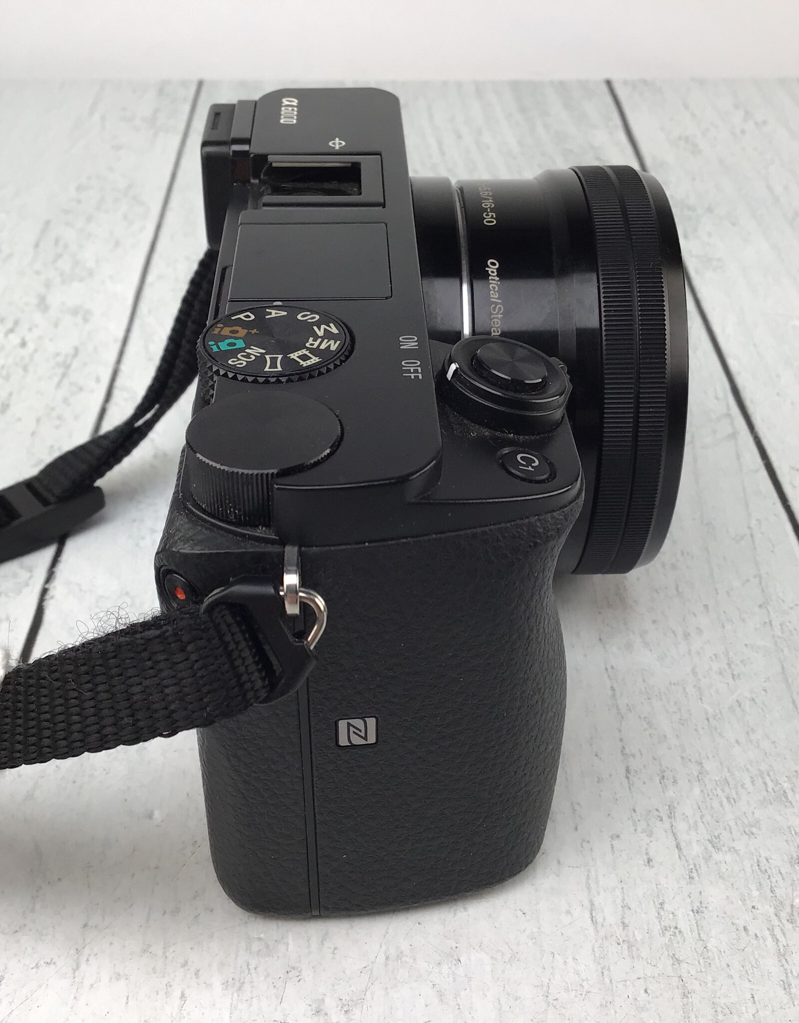 SONY Sony A6000 Camera w/16-50mm Used Good