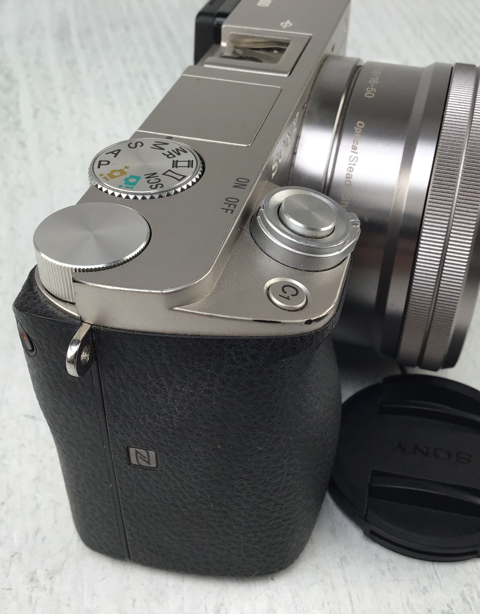 SONY Sony a6000 Camera w/ 16-50mm Used Fair