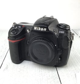 NIKON Nikon D300 Camera Body Used BGN