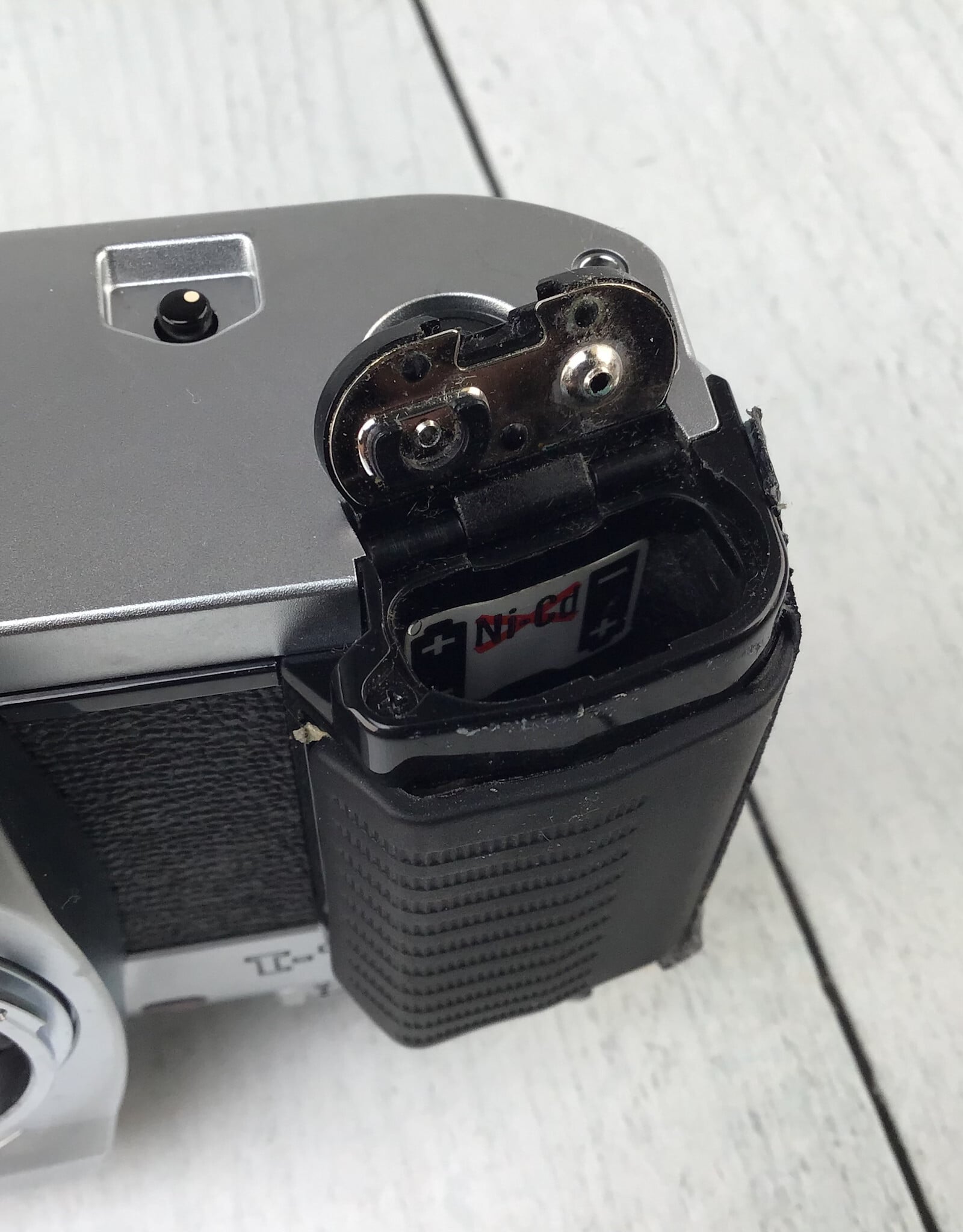 CANON Canon AL-1 Camera Body Broken Battery Door Used AS IS