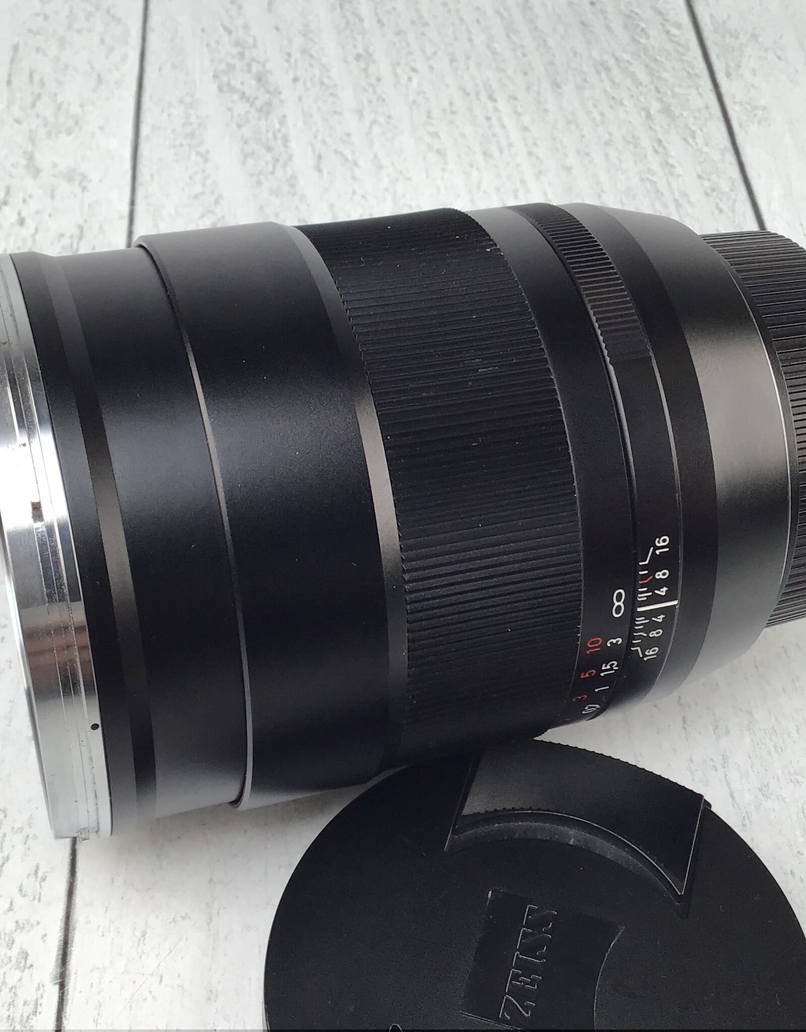 ZEISS Carl Zeiss Distagon 35mm f1.4 ZE Lens for Canon EF Used Good