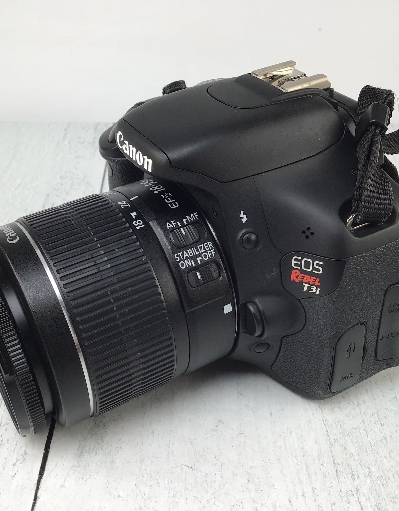 CANON Canon EOS Rebel T3i Camera w/ 18-55mm IS Used Good