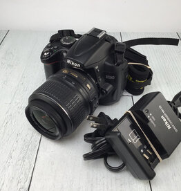 NIKON Nikon D5000 Camera w/ 18-55mm VR Used Good